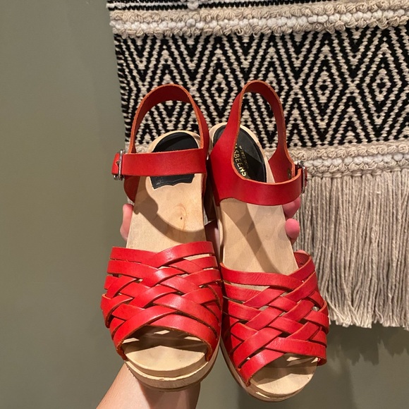 SWEDISH HASBEENS RED CLOG SANDALS EU 37 - Picture 3 of 6